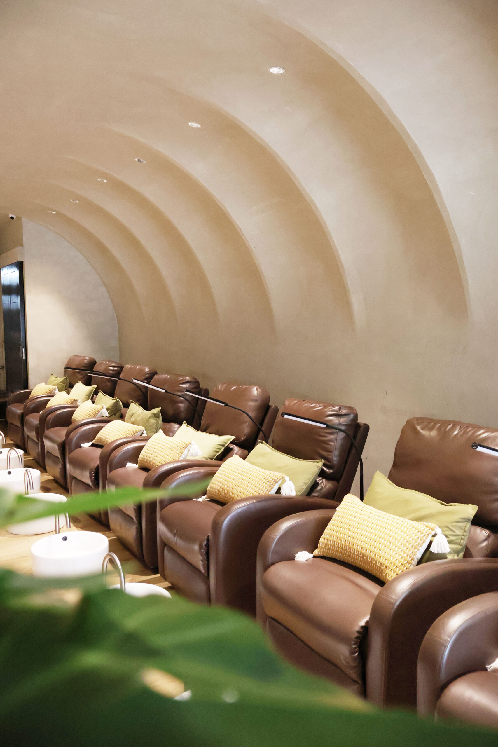Nail Polish - Ecru Nail Spa